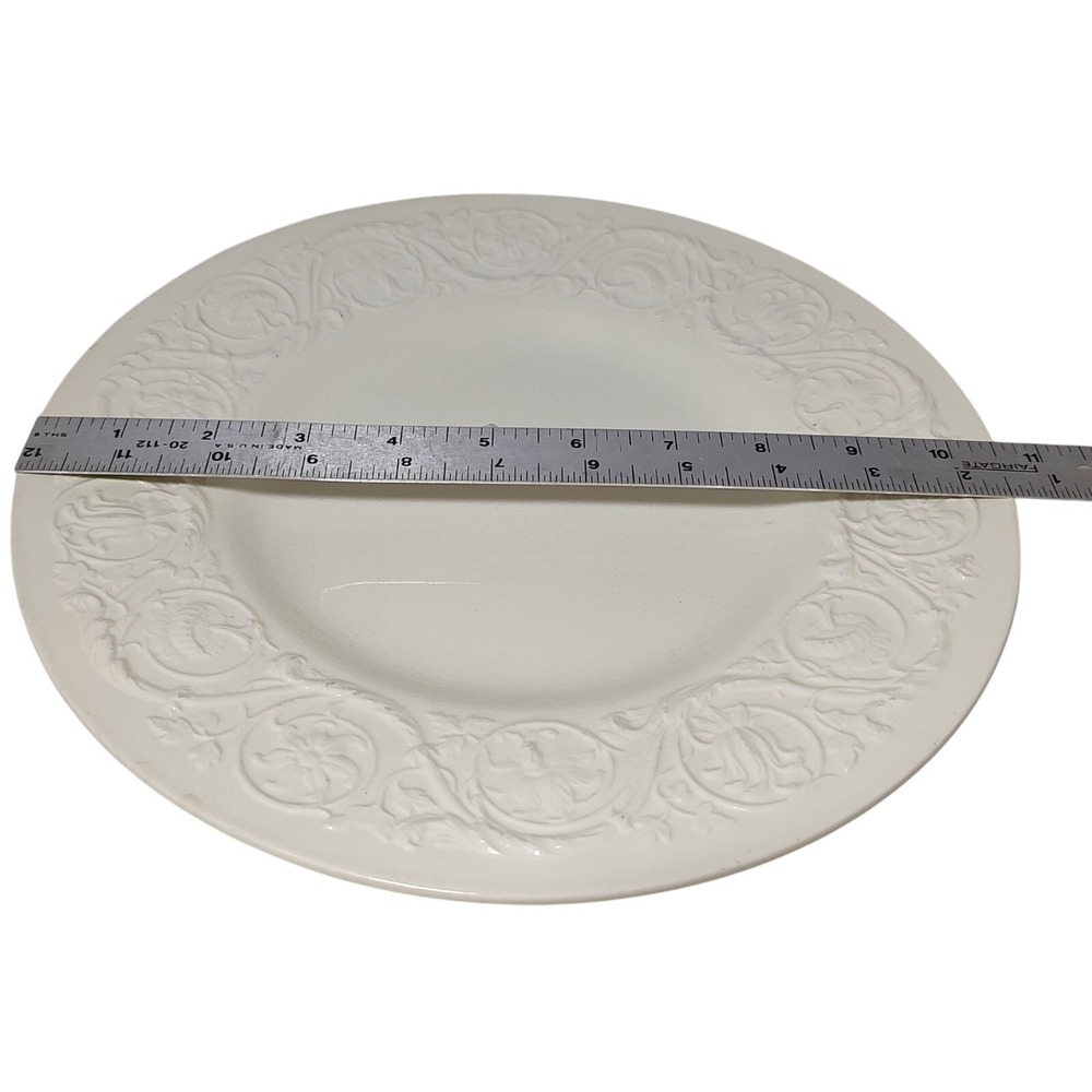 Wedgwood of Etrunia and Barlaston Dinner Plate Patrician Ivory 10.5 Inches - Picture 10 of 10